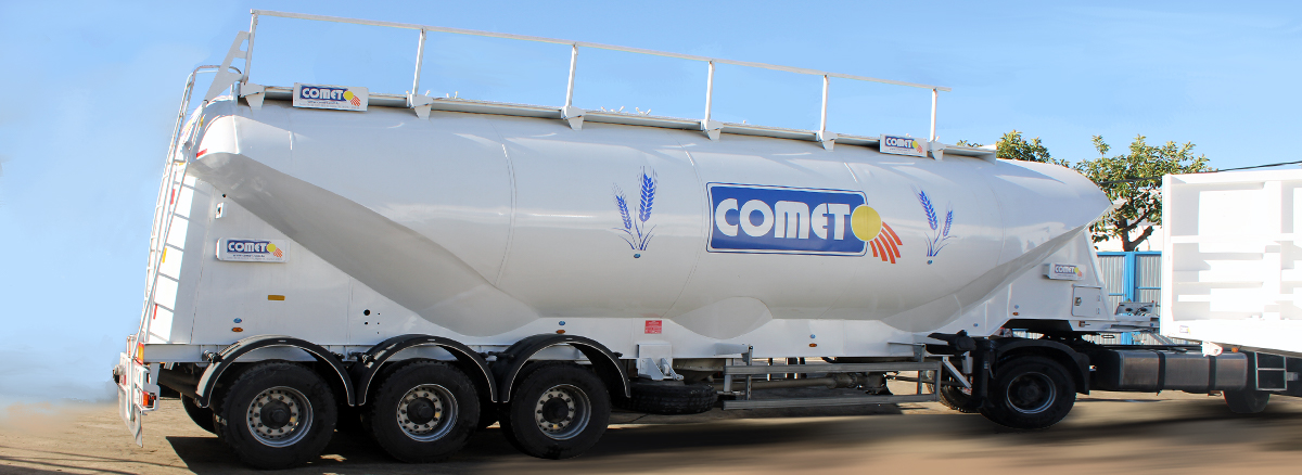Semi-remorque Citerne à Semoule La semi-remorque citerne à semoule COMET est parfaitement adaptée au transport de produits en vrac en état granulé (farine, semoule, caf&e